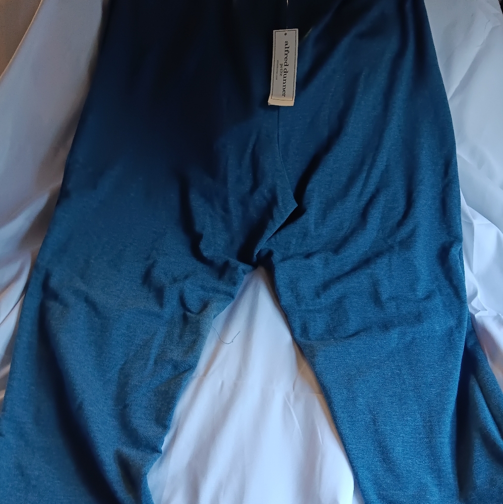 NWT Petite XL Alfred Dunner Blue Joggers Regular Fit
